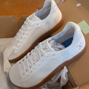 Flux Adapt Knit Trainer white with gum